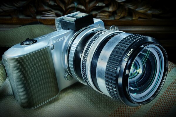 Профессиональная камера sony a3000 с объективом