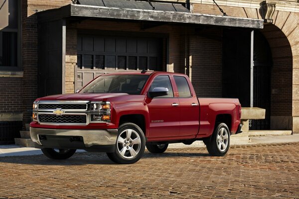2015 Chevrolet Silverado czerwony