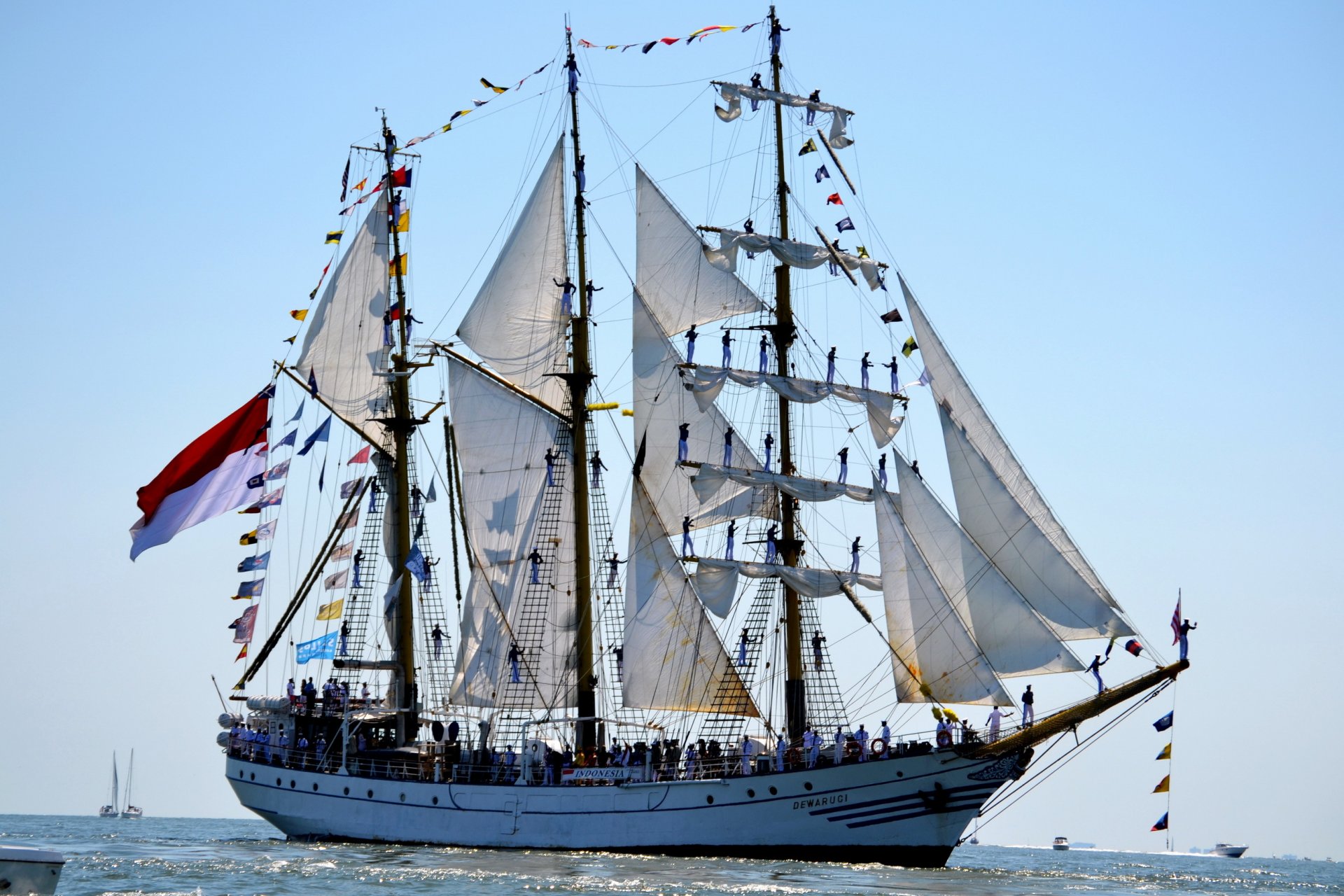 statki żeglarstwo dewaruci zdjęcia