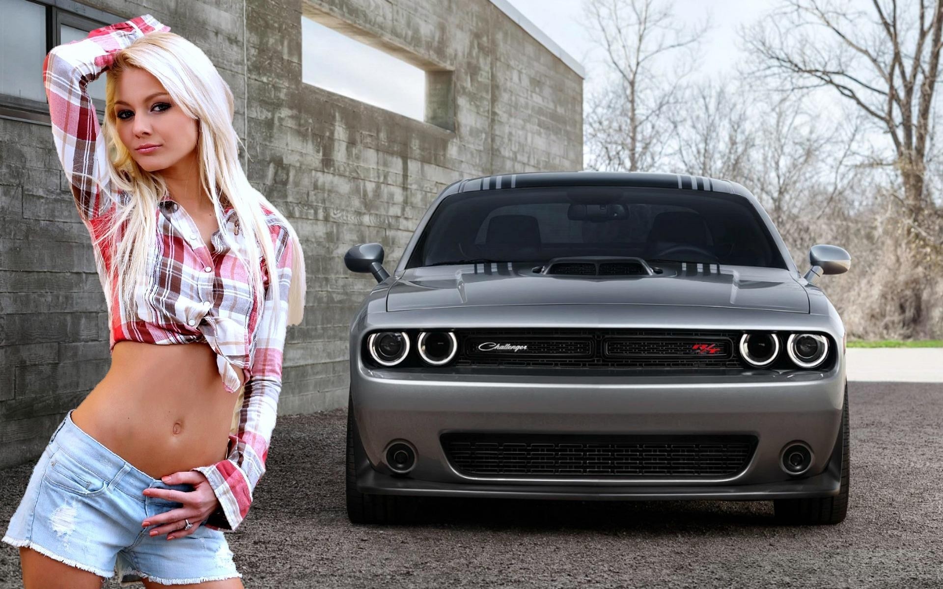 modelka samochody blondynka