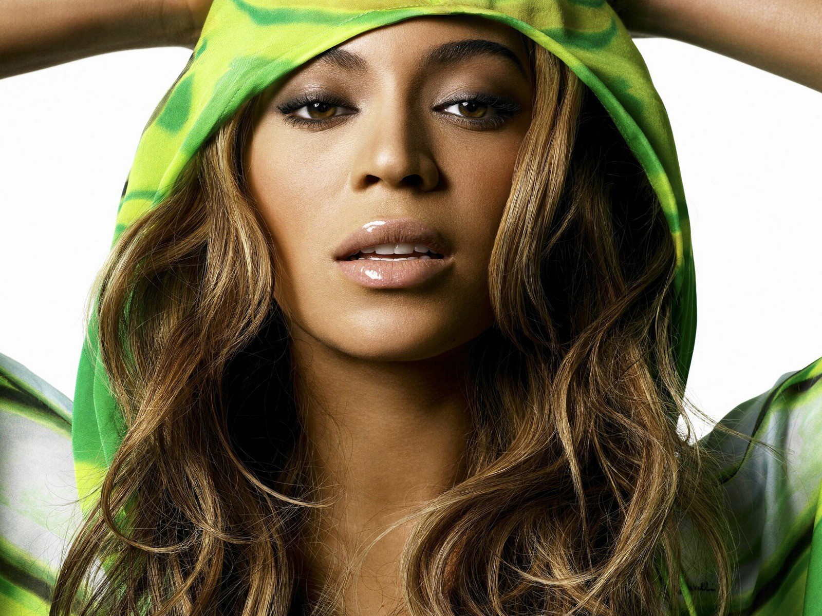 beyonce взгляд девушка звезда капюшон