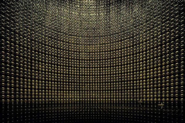 Odbicie mnożników fotoelektronów w wodzie