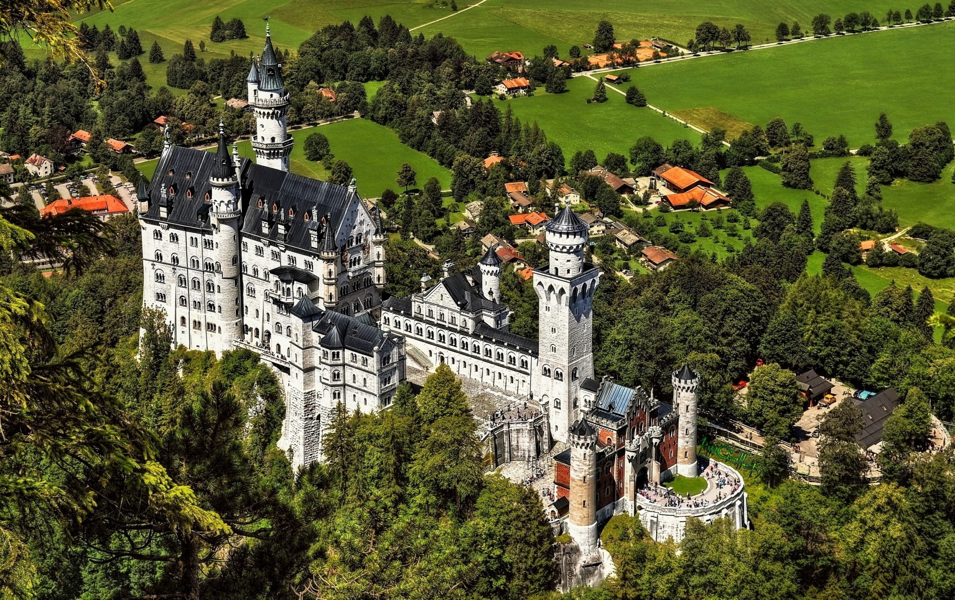 zamek neuschwanstein bovaria niemcy