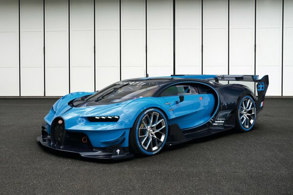 Bugatti 2015 w Kolorze Niebieskim