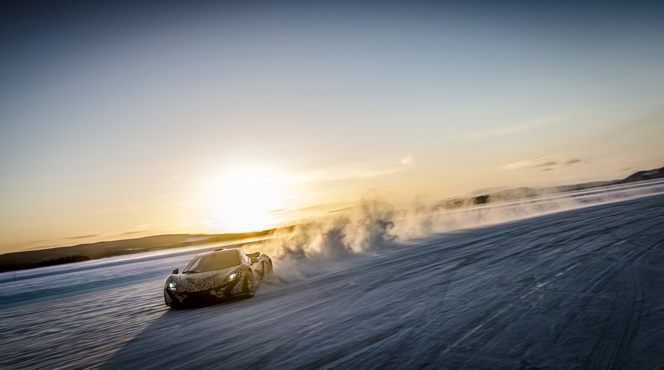 mclaren р1 макларен п1 суперкар скорость снег