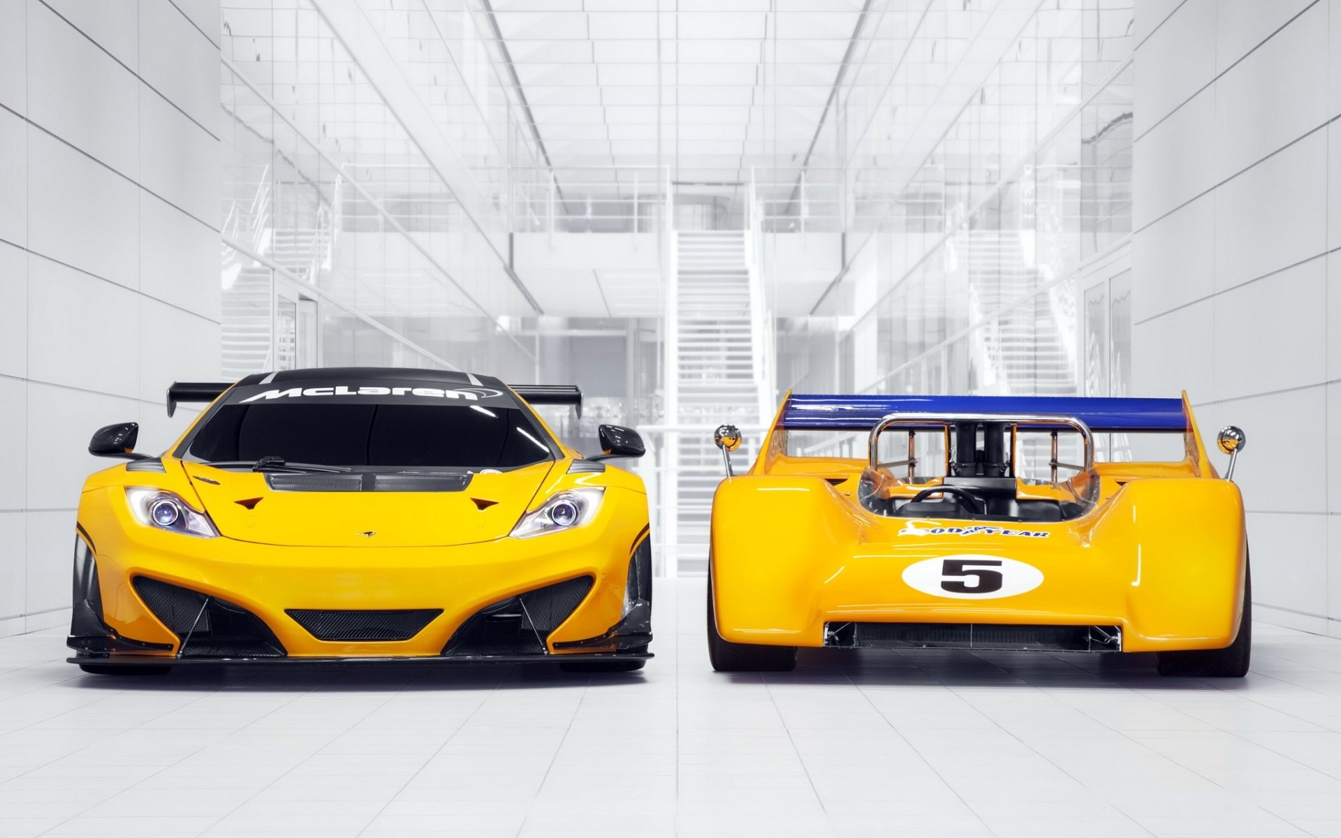 mclaren m8d и 12с gt can-am edition макларен гоночные болиды передок