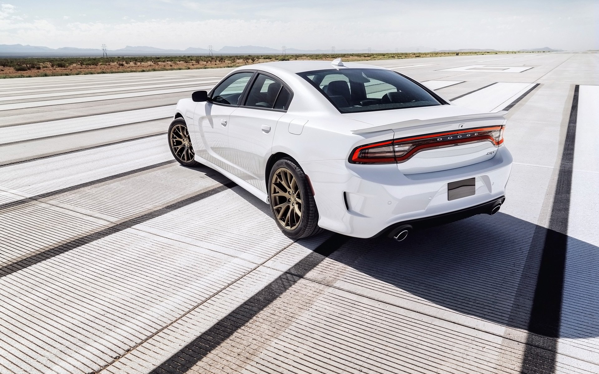 увернуться зарядное устройство сто hellcat додж чарджер вид сзади горизонт фон