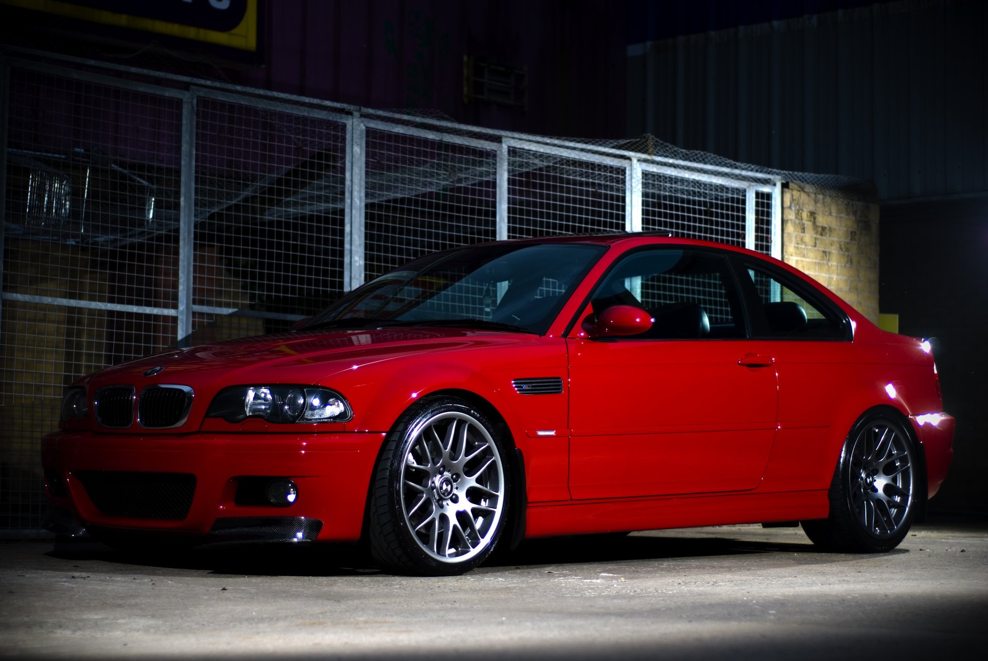 bmw м3 e46 красные бмв купе красный отблески
