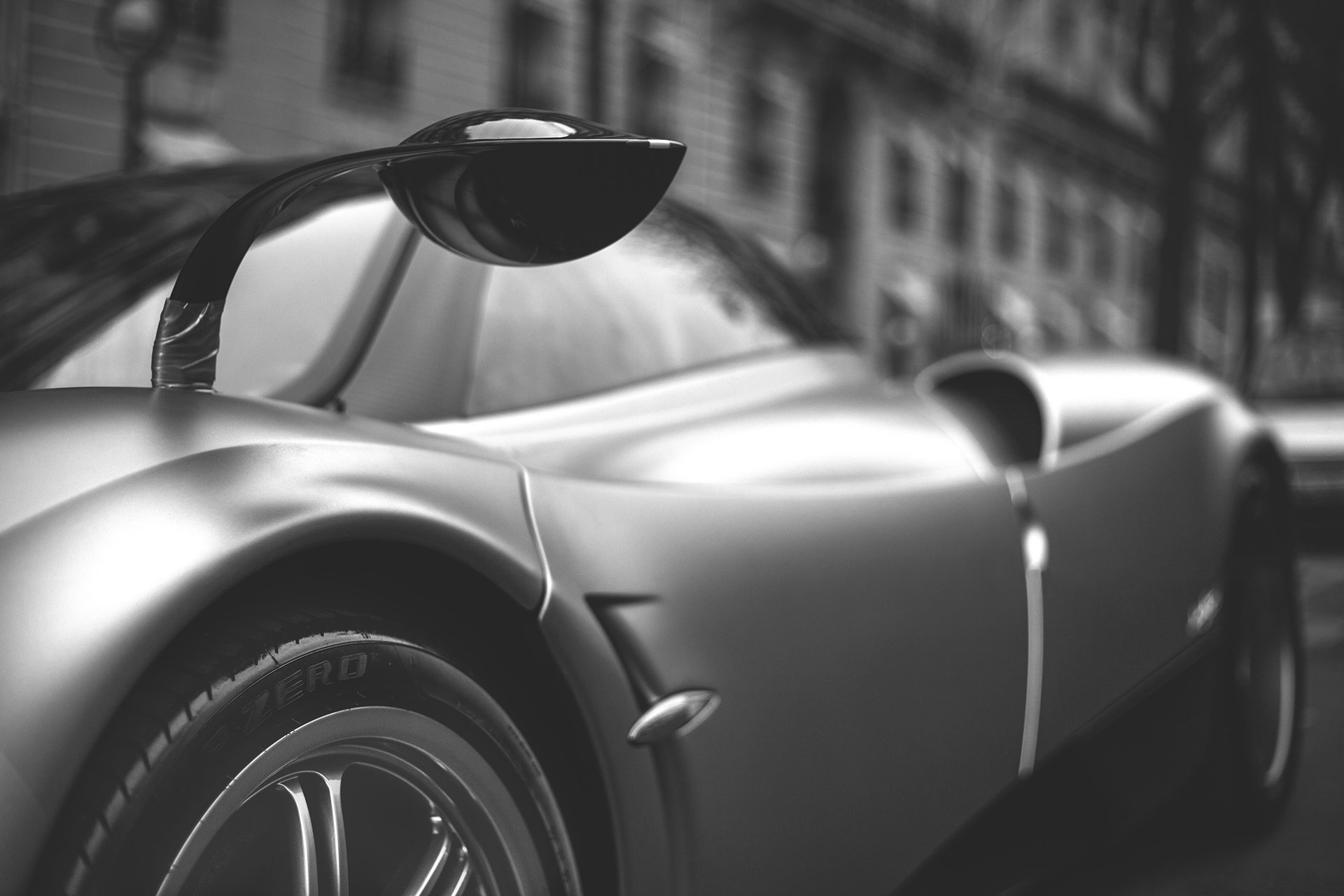 pagani huayra серый фон