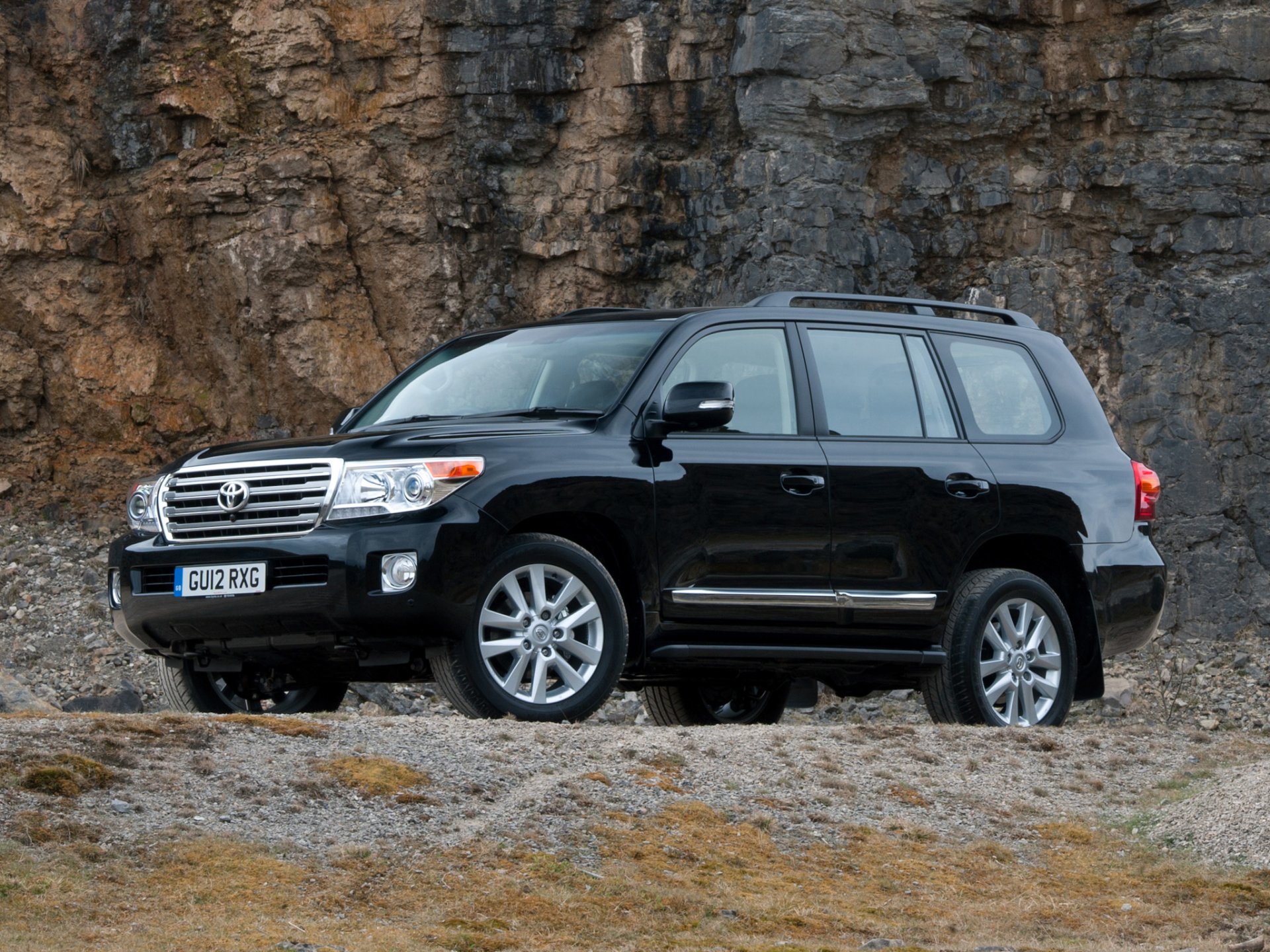 toyota land cruiser v8 uk-spec tlc 200 samochód auto tapety japonia toyota land cruiser crusack tlc 200 taczka jeep suv anglia wersja angielska
