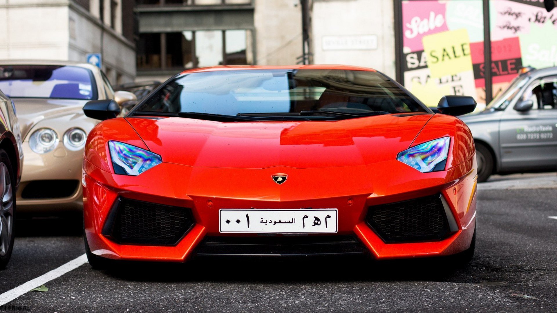 автомобиль обои оранжевый lamborghini aventador lp700-4 дубай автомобильные для рабочего стола fullhd обоя оранжевая ламборгини авентадор дубаи красивая машина 1920x1080