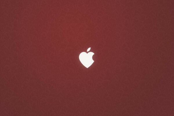 Serce z jabłka i miłość do Apple