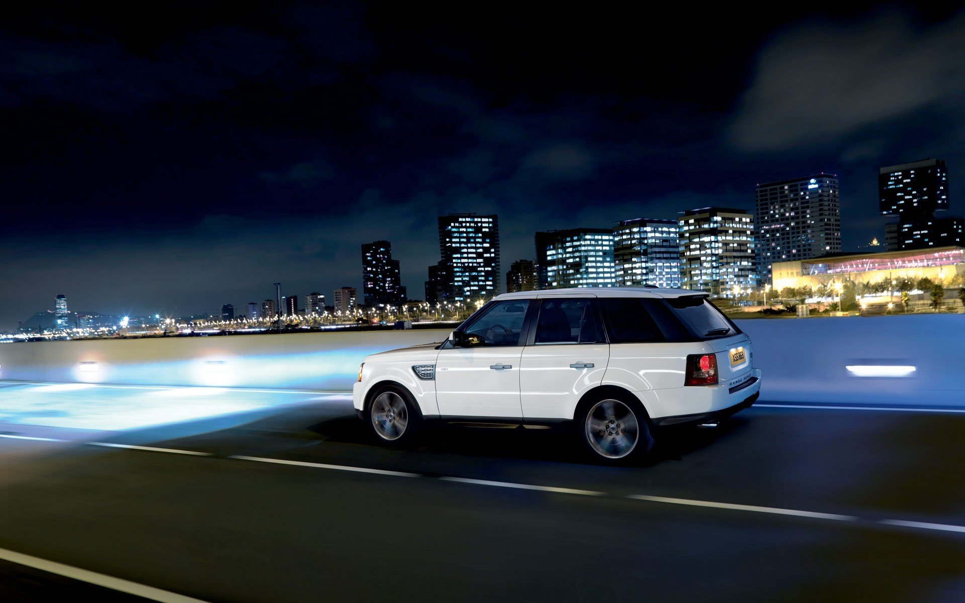 land rover range rover jeep prędkość miasto