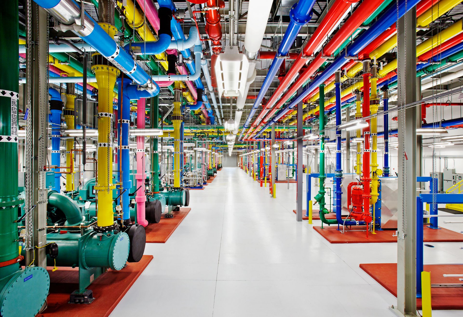 centrum danych google podłoga rury pomieszczenie