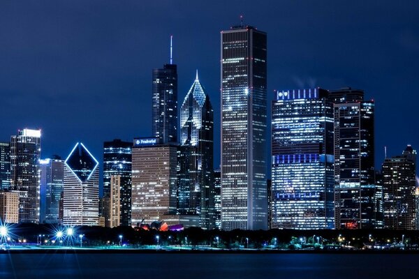 Nocny Chicago Illinois