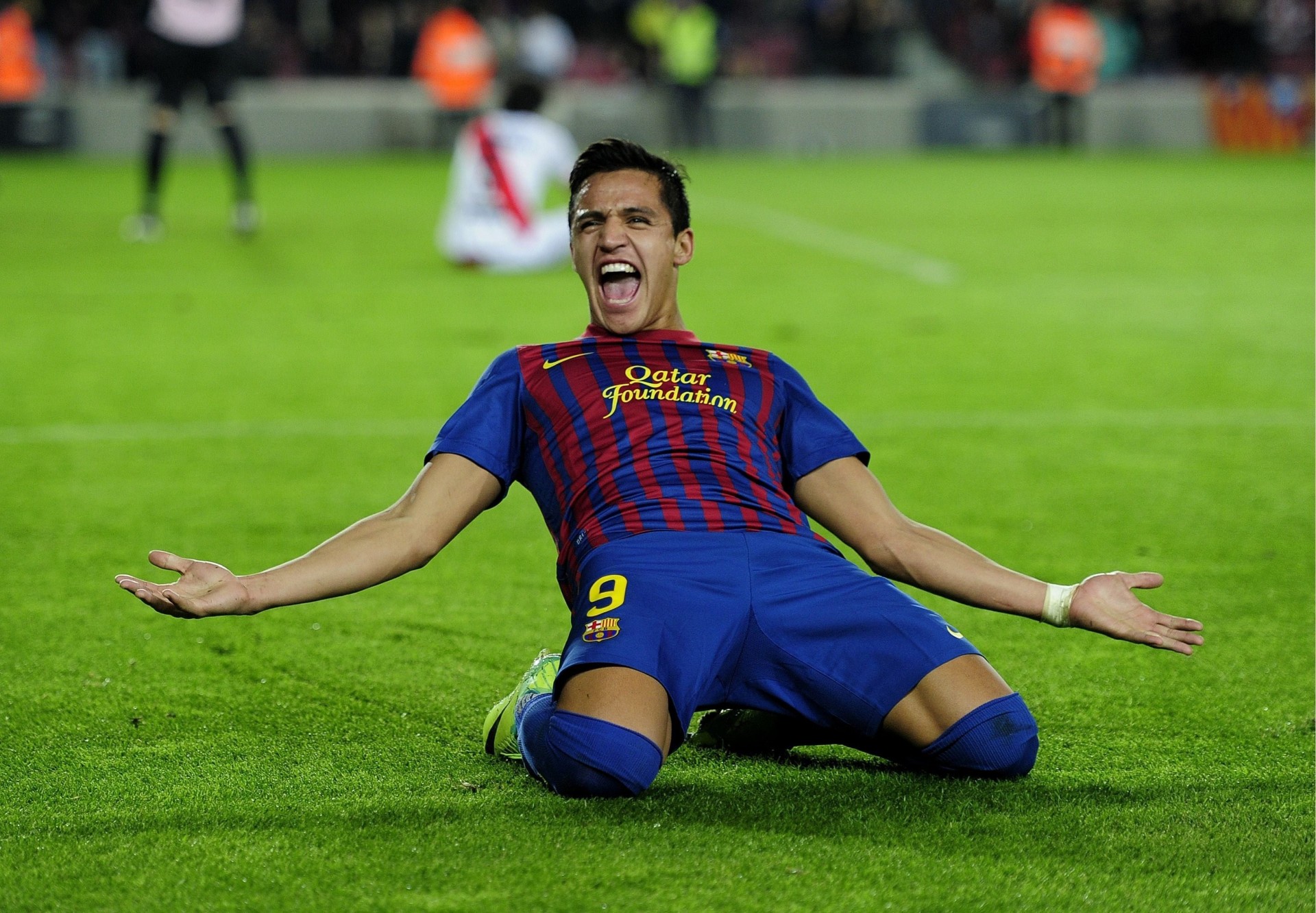 piłka nożna barcelona sanches alexis sanchez