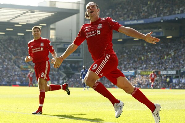 Premier League, Liverpool na polanie