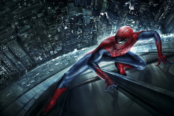 Spider-man-bohater w kostiumie