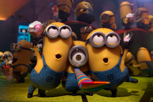 Sługusy śpiewają. Despicable Me