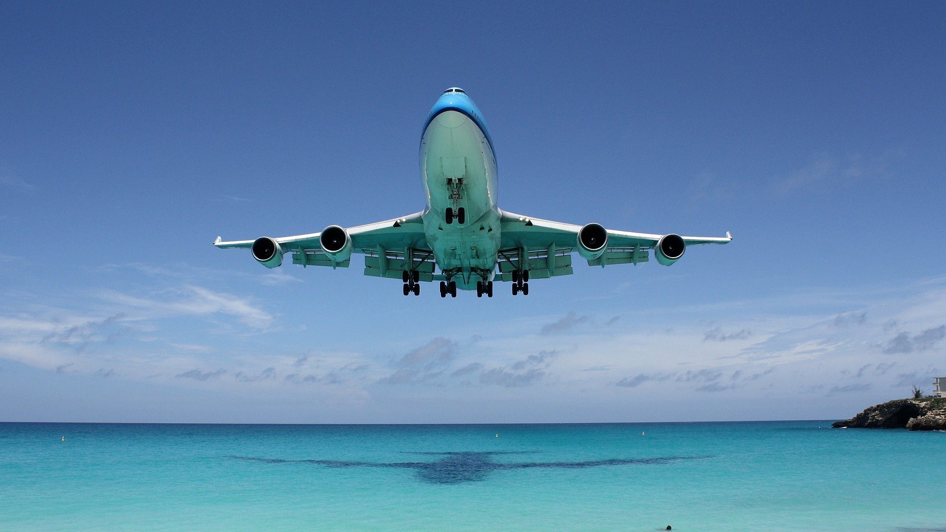 boeing ocean shadow
