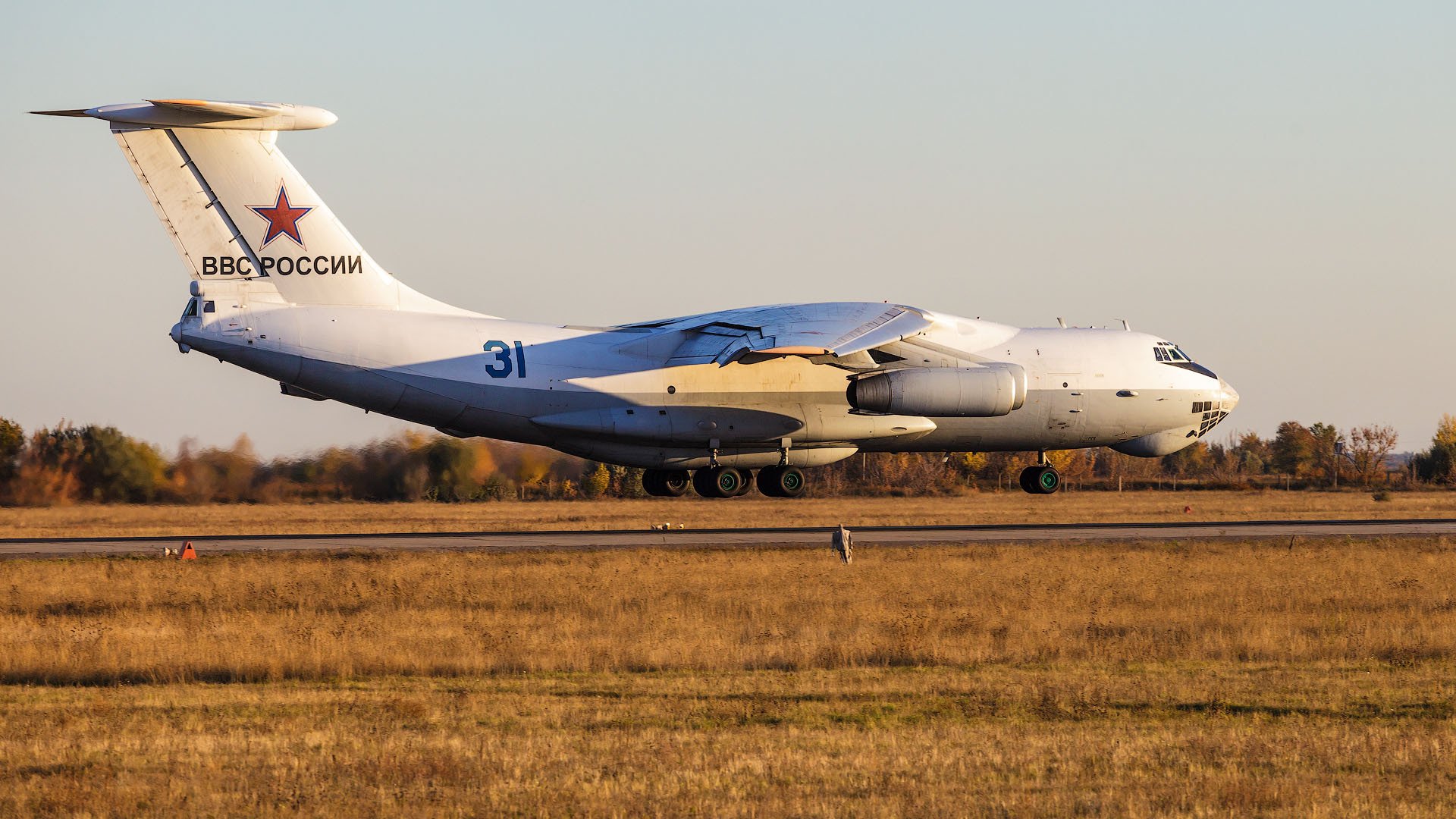 авиабаза энгельс ввс рф ил-76тд посадка