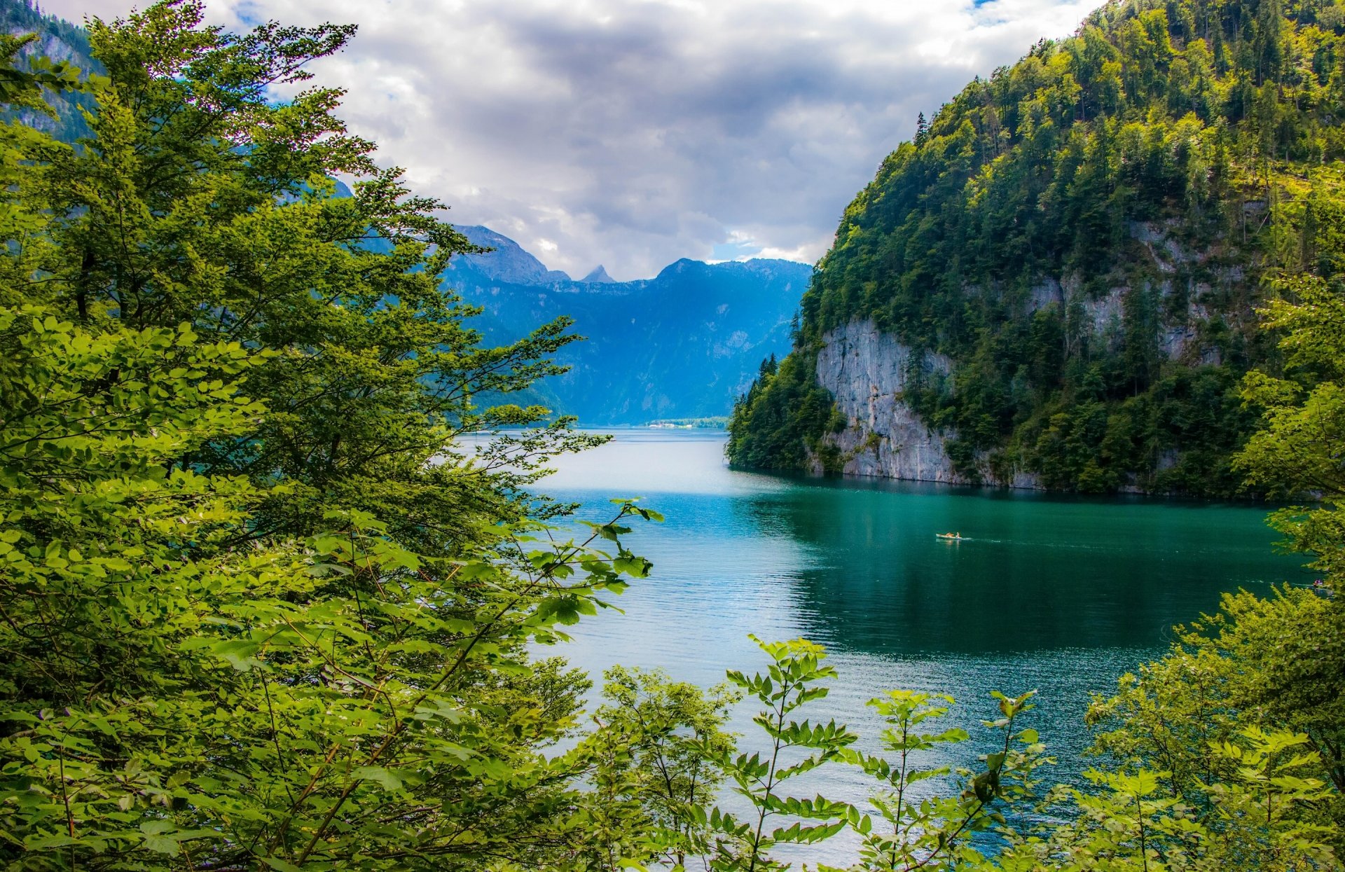 jezioro königssee alpy bawarskie bawaria niemcy jezioro königssee jezioro góry drzewa